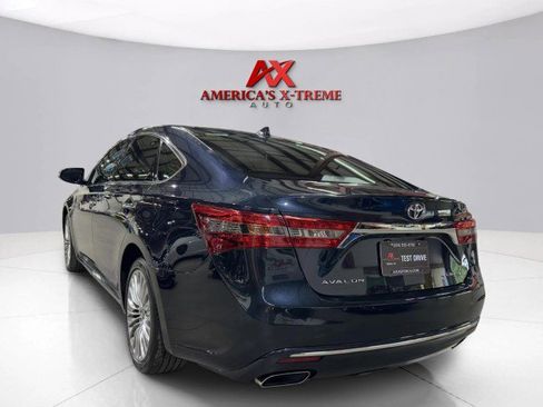 Used 2018 Toyota Avalon Limited image 5