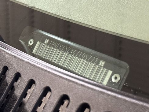 Used 2006 Chevrolet Tahoe LS w/ Smart Select Package image 26