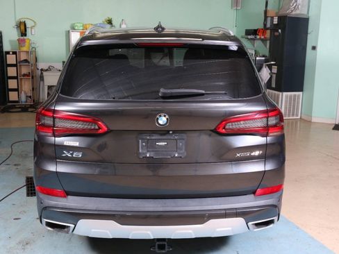 Used 2019 BMW X5 xDrive40i w/ Convenience Package AWD/4WD image 15
