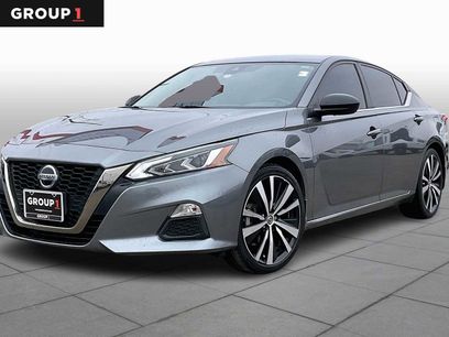 Used 2022 Nissan Altima 2.5 SR