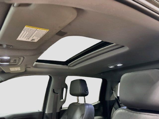 Used 2019 GMC Sierra 1500 SLT w/ SLT Premium Plus Package AWD/4WD image 19