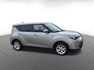 Used 2025 Kia Soul LX w/ LX Technology Package FWD video 2