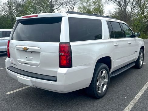 Used 2017 Chevrolet Suburban LT AWD/4WD image 7