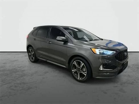 Used 2019 Ford Edge ST w/ Convenience Package image 5