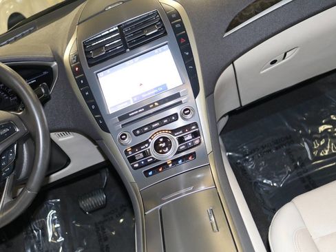 Used 2020 Lincoln MKZ Reserve w/ Elements Package image 23