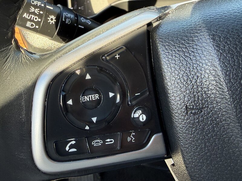 Used 2021 Honda CR-V Touring image 29