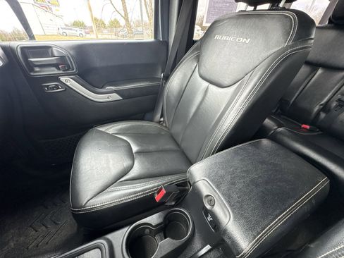 Used 2017 Jeep Wrangler Unlimited Rubicon image 17