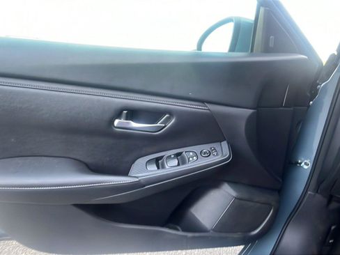 Used 2024 Nissan Sentra SV image 15