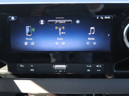 Used 2025 Mercedes-Benz Sprinter 2500 image 15