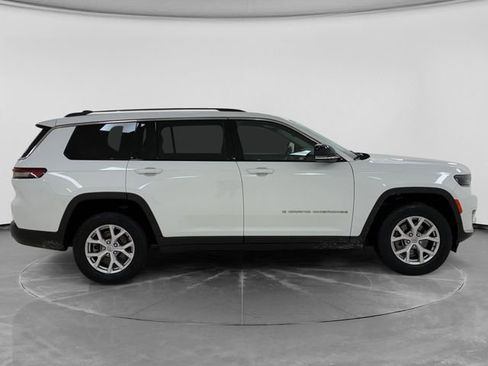 Used 2021 Jeep Grand Cherokee L Limited AWD/4WD image 2