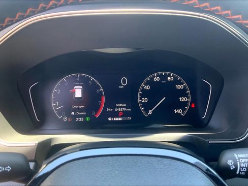 Used 2025 Honda Pilot TrailSport image 26