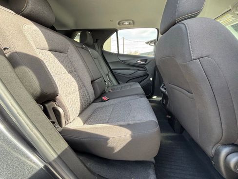 Used 2022 Chevrolet Equinox LT image 13