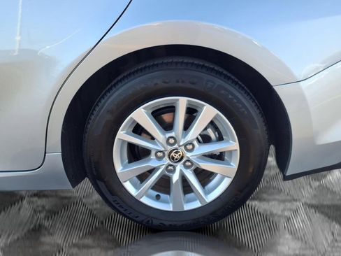 Used 2025 Toyota Camry LE image 21