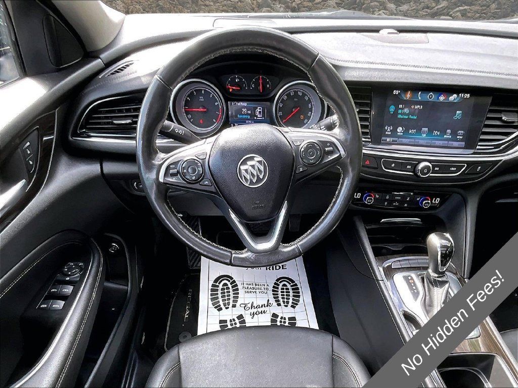 Used 2018 Buick Regal Essence w/ Driver Confidence Package #1 AWD/4WD image 5
