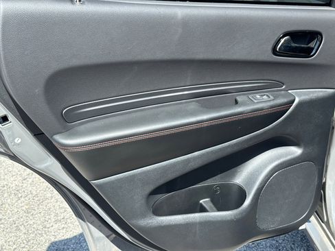 Used 2025 Dodge Durango GT w/ Blacktop Package image 21