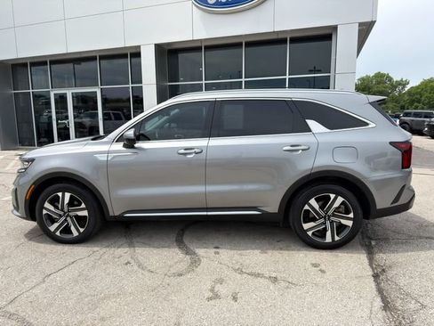 Used 2023 Kia Sorento SX Prestige AWD/4WD image 4