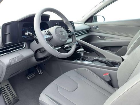 Used 2026 Hyundai Elantra Sport FWD image 14