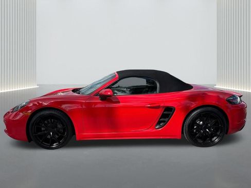 Used 2021 Porsche 718 Boxster image 8