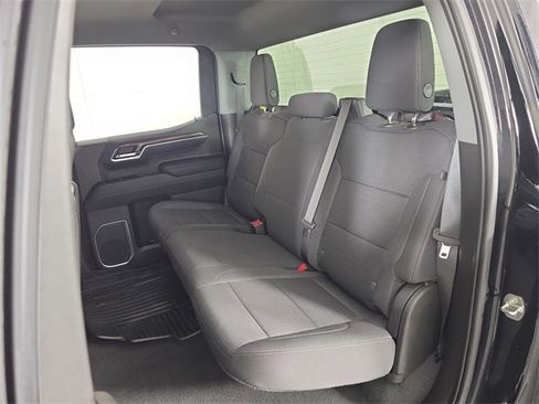 Used 2023 Chevrolet Silverado 1500 LT image 19