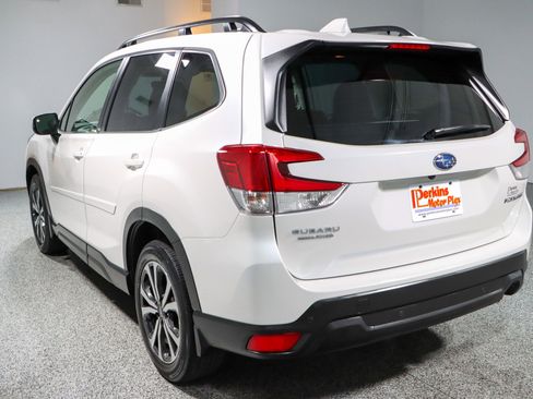 Used 2023 Subaru Forester Limited image 9