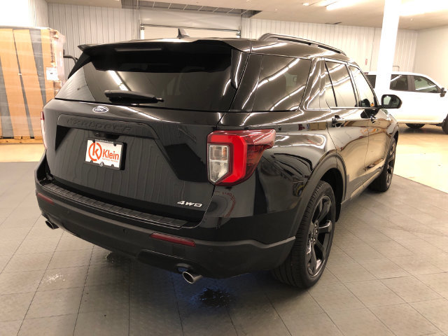 Used 2023 Ford Explorer ST-Line AWD/4WD image 11