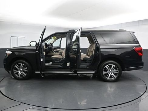 Used 2023 Ford Expedition Max Limited AWD/4WD image 41