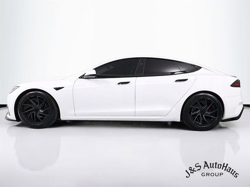 Used 2026 Tesla Model S Plaid AWD/4WD image 4