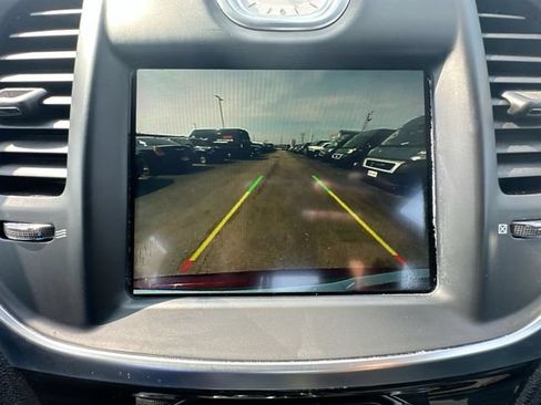 Used 2020 Chrysler 300 Touring w/ Sport Appearance Package RWD image 19