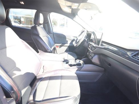 Certified 2023 Ford Escape ST-Line w/ Tech Pack #1 image 10