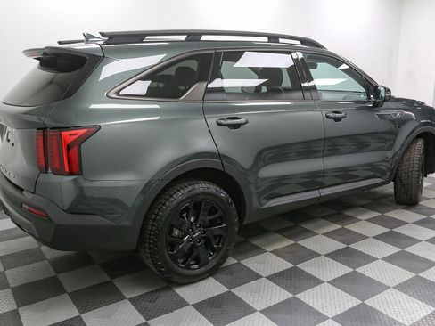 Used 2022 Kia Sorento S w/ Panoramic Sunroof Package AWD/4WD image 9