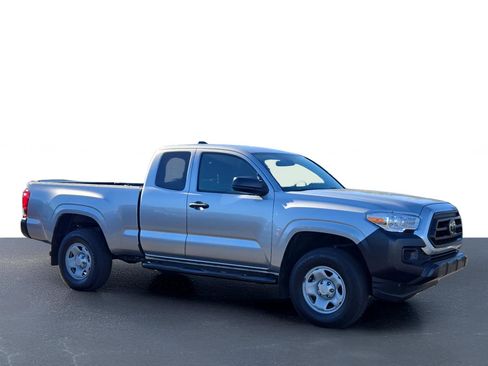 Used 2023 Toyota Tacoma SR image 5