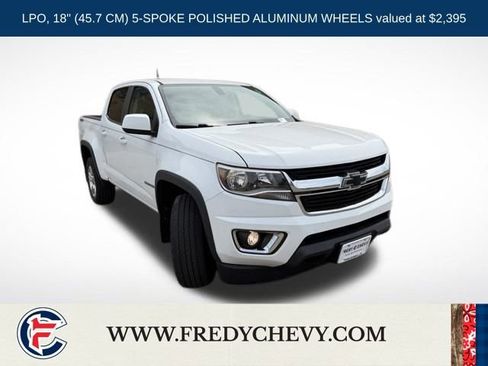 Used 2017 Chevrolet Colorado LT w/ LT Convenience Package AWD/4WD image 3