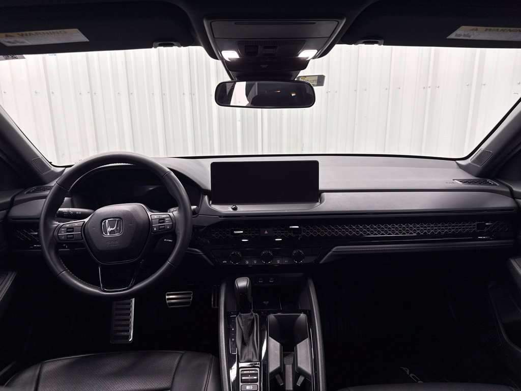 Used 2025 Honda Accord Sport image 13