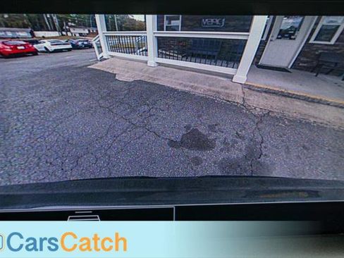 Used 2020 GMC Acadia SLE image 30