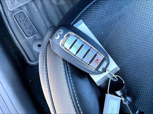 Used 2023 INFINITI QX55 Luxe w/ Cargo Package image 11