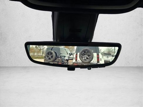 Used 2022 Chevrolet Traverse Premier w/ Redline Edition image 15