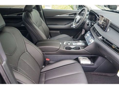 New 2026 INFINITI QX60 Luxe w/ Cargo Package AWD/4WD image 17