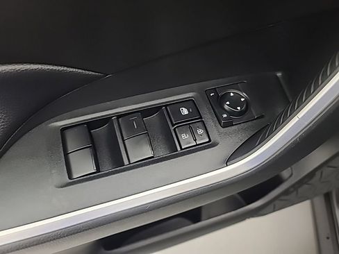 Used 2023 Toyota RAV4 LE AWD/4WD image 24