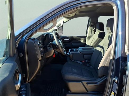 Used 2023 Chevrolet Silverado 2500 Custom w/ Custom Convenience Package image 17