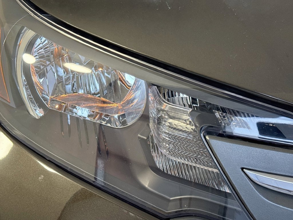 Used 2013 Honda CR-V LX image 32