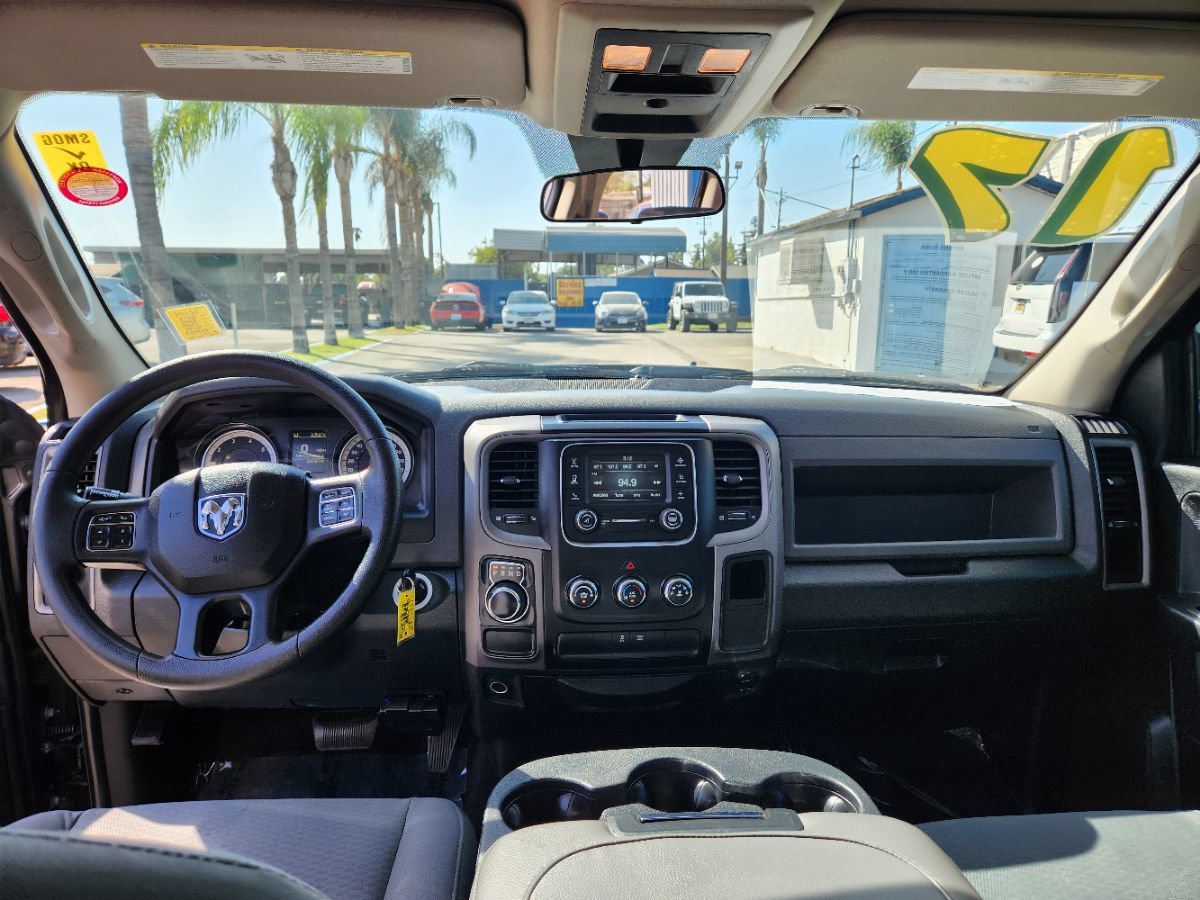 Used 2017 RAM 1500 Express w/ Express Value Package RWD image 21