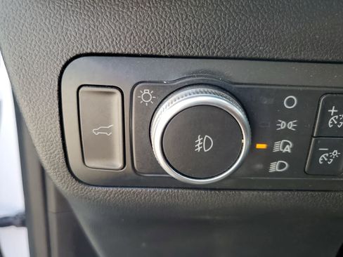 Used 2021 Ford Escape SEL w/ Technology Package FWD image 19
