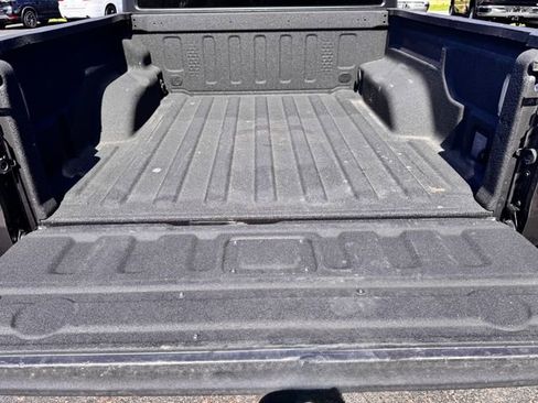 Used 2021 Jeep Gladiator Overland AWD/4WD image 6