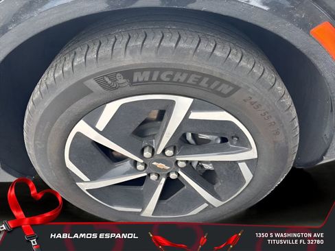 Used 2025 Chevrolet Equinox EV LT image 13