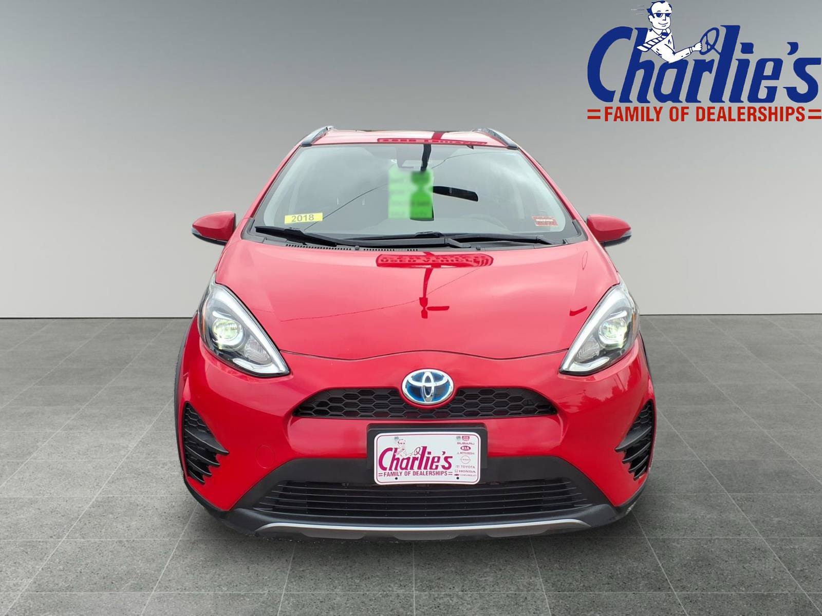Used 2018 Toyota Prius C Two FWD image 2