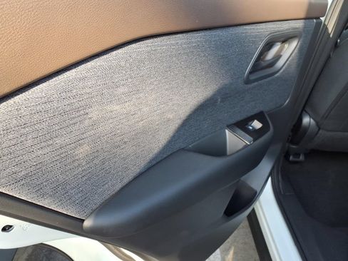 Certified 2023 Nissan Rogue S FWD image 27