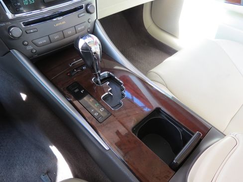 Used 2011 Lexus IS 250 4dr Sport Sdn RWD image 24