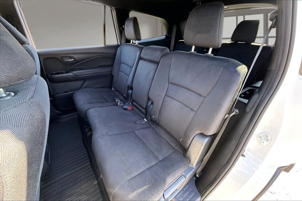 Certified 2022 Honda Pilot Sport image 22