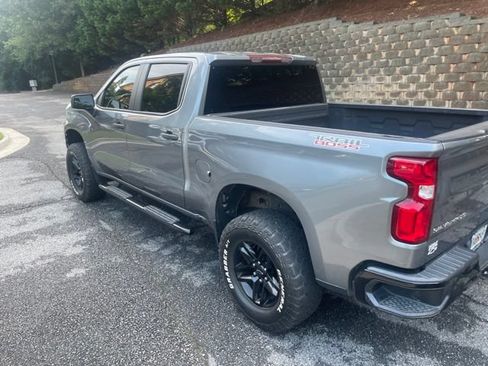 Used 2020 Chevrolet Silverado 1500 Custom Trail Boss w/ Custom Convenience Package AWD/4WD image 9