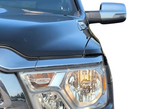 Used 2024 RAM 1500 Laramie RWD image 12